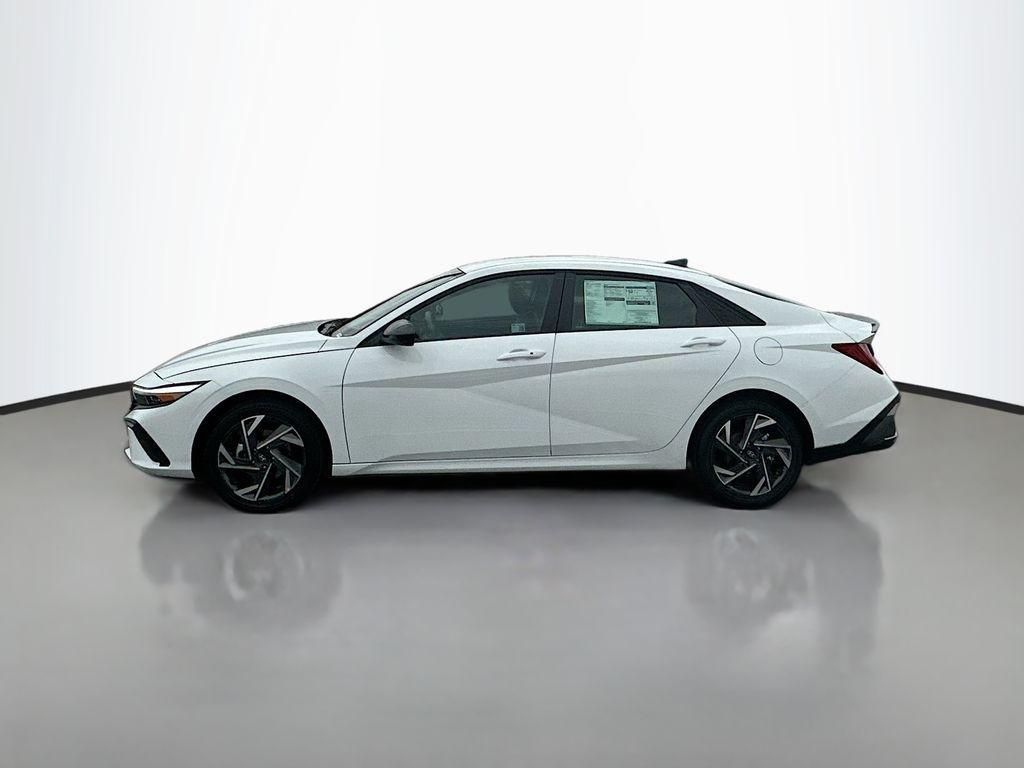 new 2025 Hyundai ELANTRA HEV car, priced at $29,685