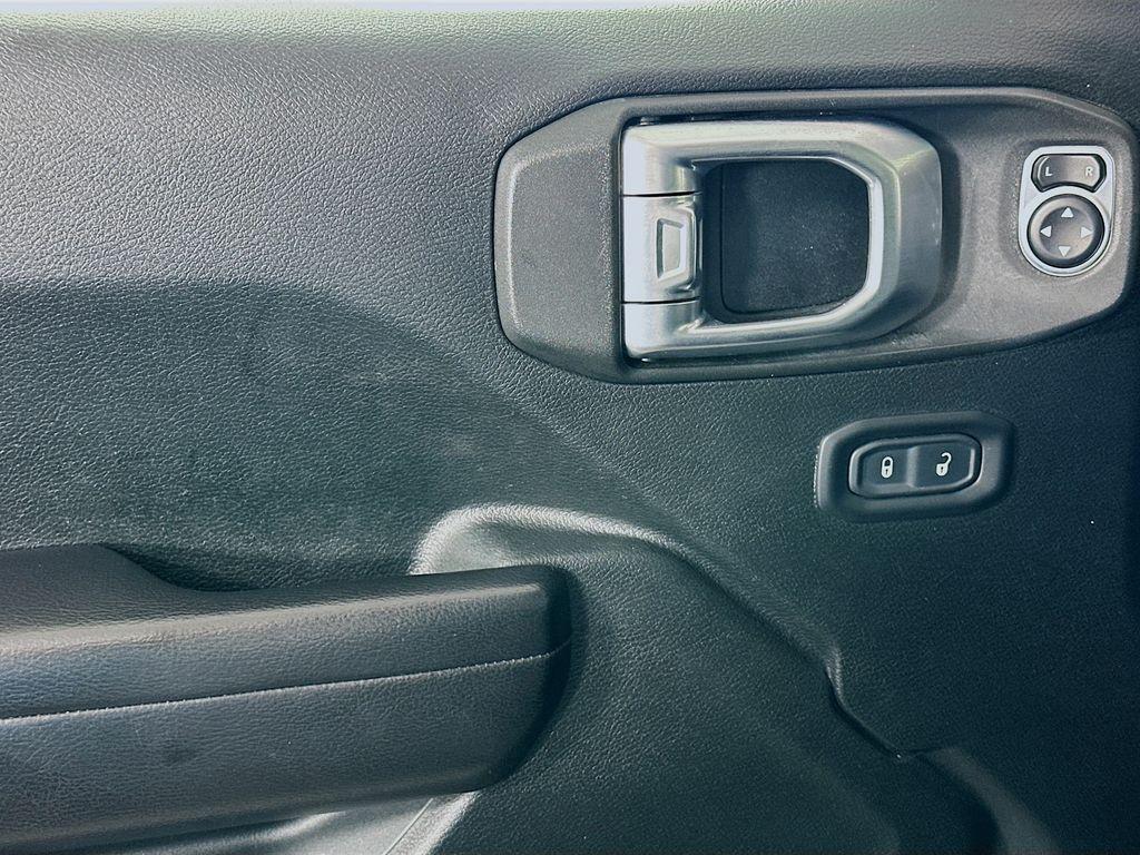 used 2020 Jeep Gladiator car, priced at $27,992