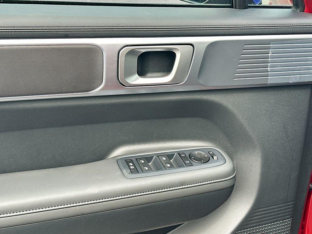 new 2025 Hyundai SANTA FE HEV car, priced at $40,564