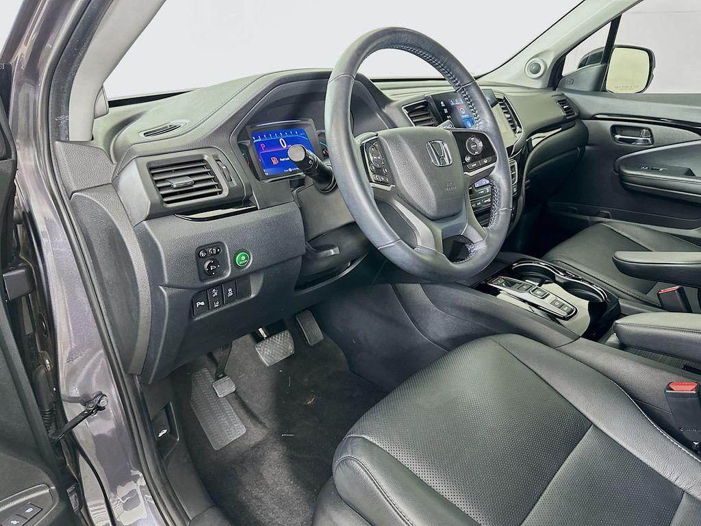 used 2020 Honda Pilot car, priced at $28,958
