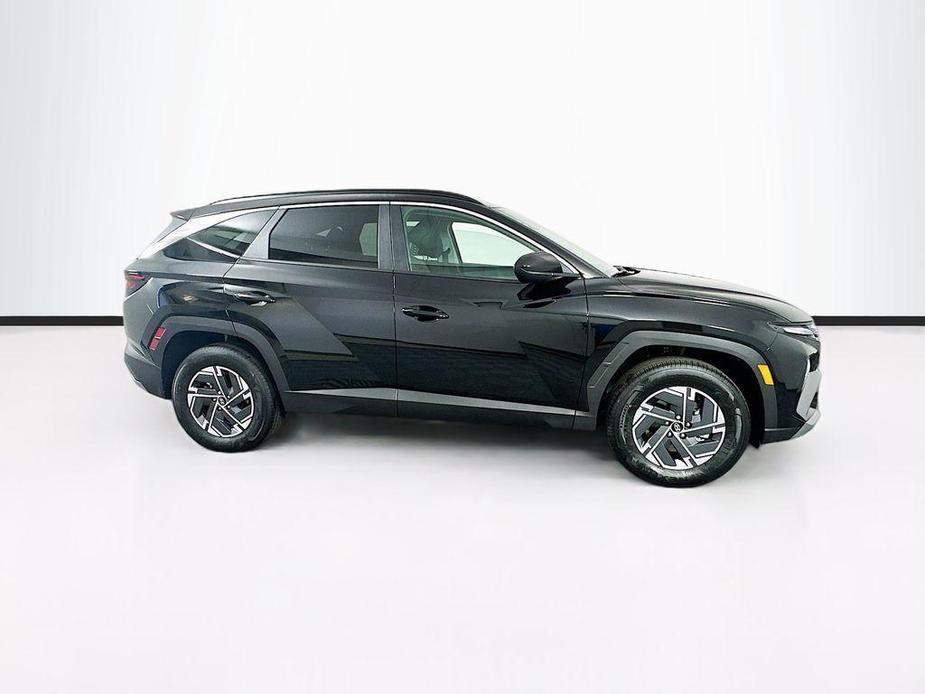 new 2025 Hyundai Tucson Hybrid car, priced at $34,995