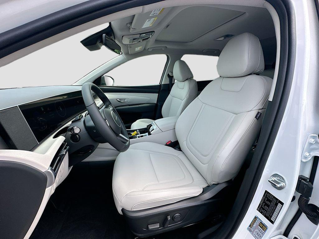 new 2025 Hyundai TUCSON Hybrid car, priced at $43,850