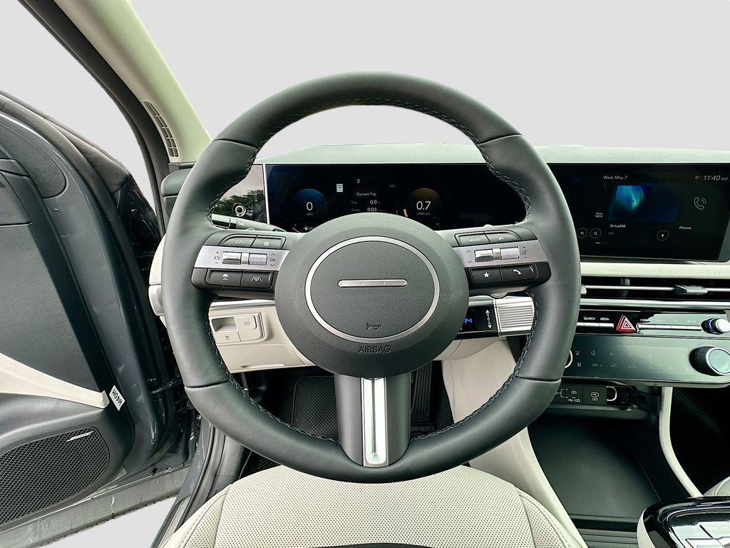 new 2025 Hyundai Tucson car, priced at $41,015