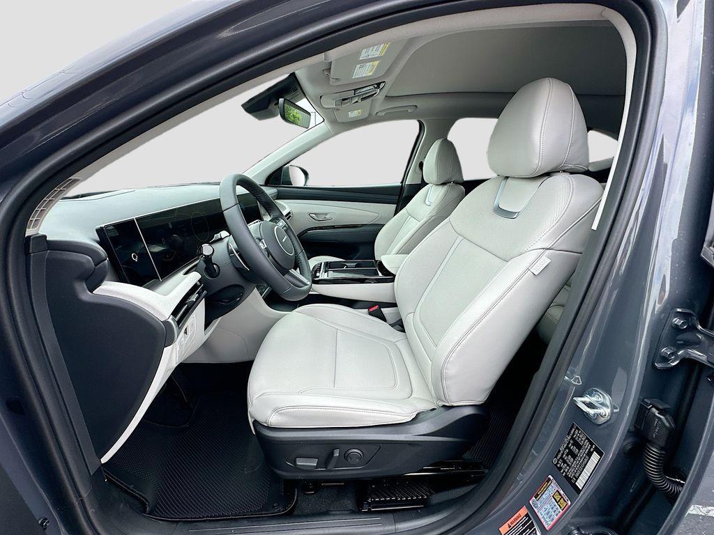 new 2025 Hyundai Tucson car, priced at $41,015