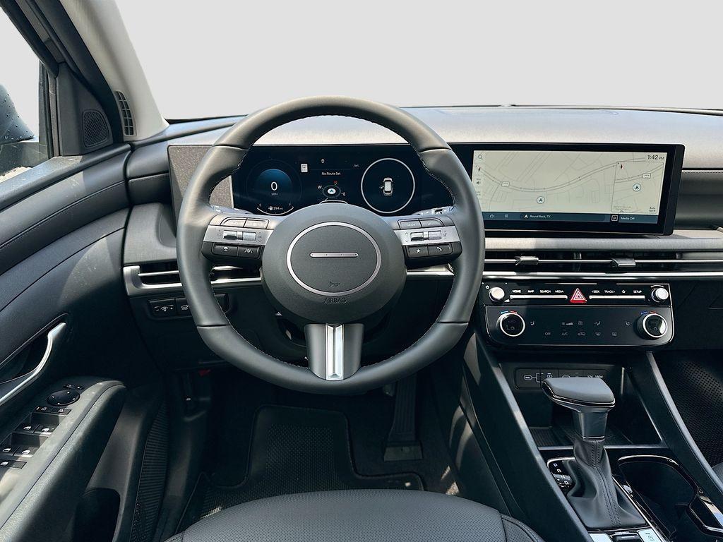 new 2025 Hyundai Tucson car, priced at $35,225