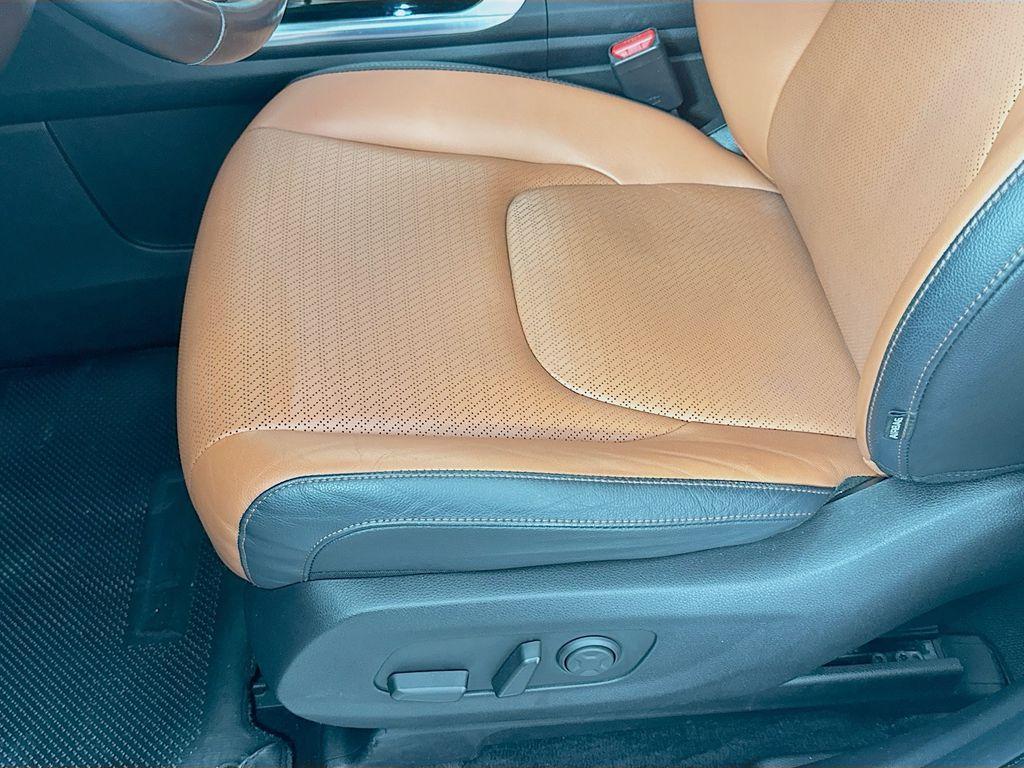 used 2022 Kia Carnival car, priced at $23,585