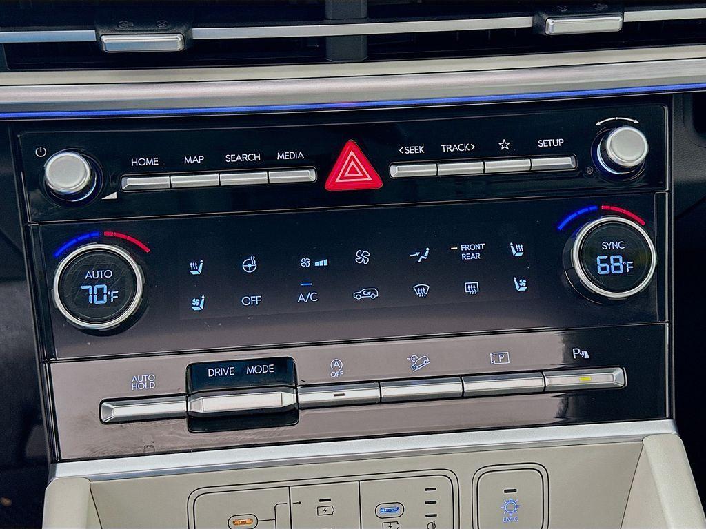 used 2024 Hyundai Santa Fe car, priced at $38,973