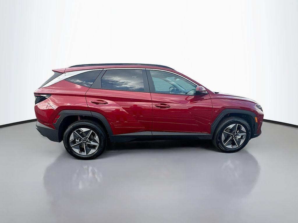 new 2025 Hyundai TUCSON Hybrid car, priced at $38,975