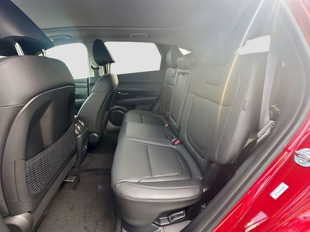 new 2025 Hyundai TUCSON Hybrid car, priced at $38,975