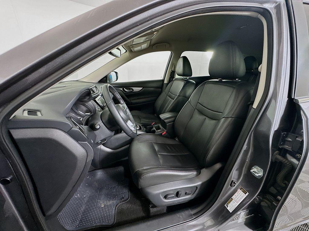 used 2018 Nissan Rogue car, priced at $16,783