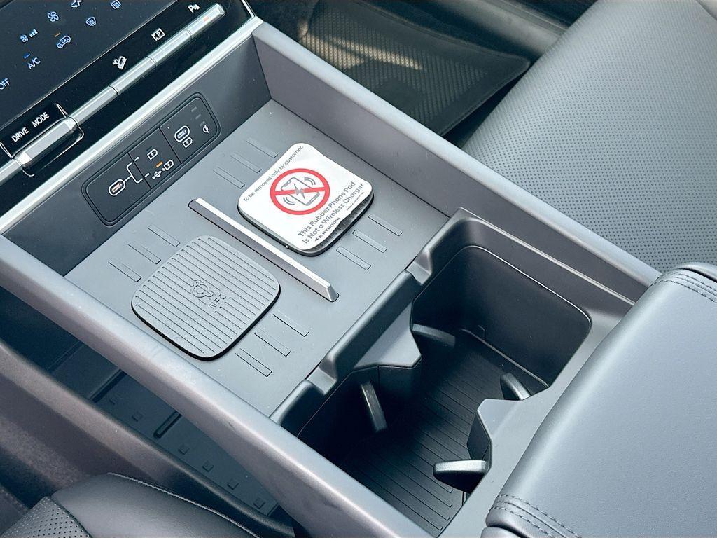 new 2025 Hyundai SANTA FE HEV car, priced at $40,014