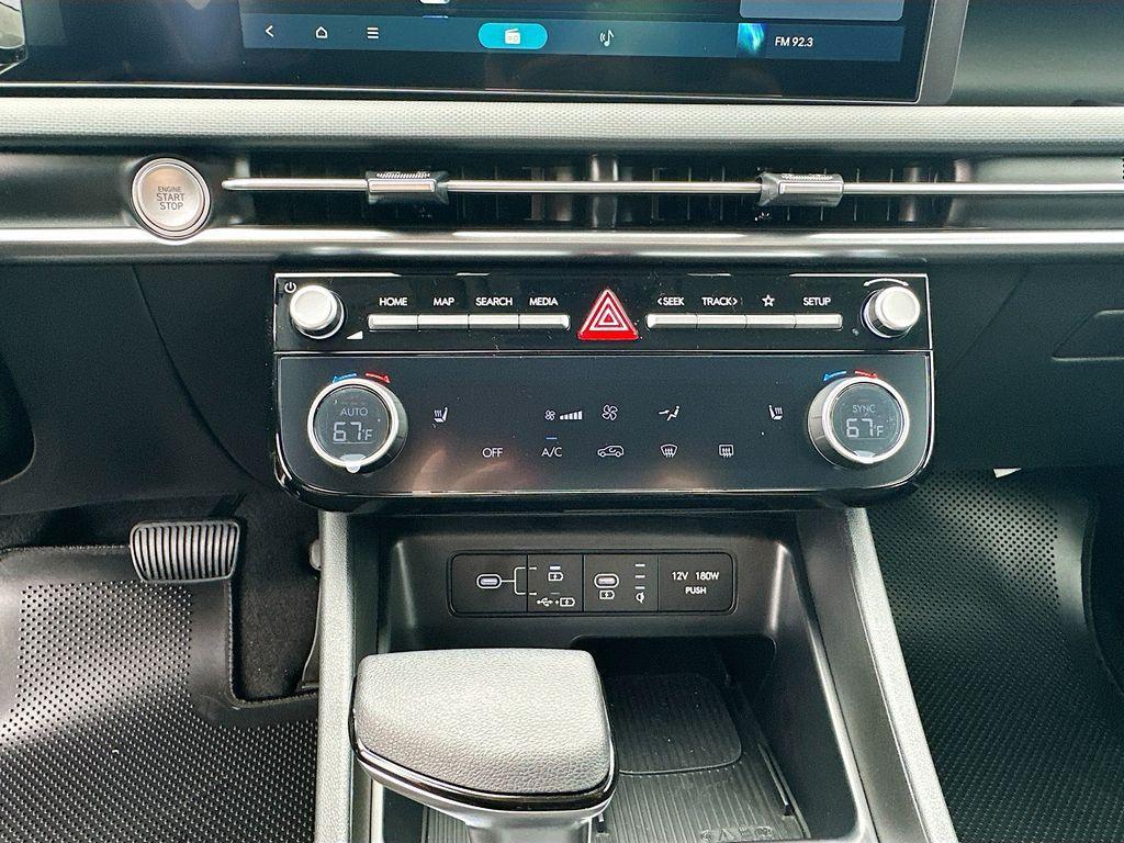new 2025 Hyundai Tucson car, priced at $32,895