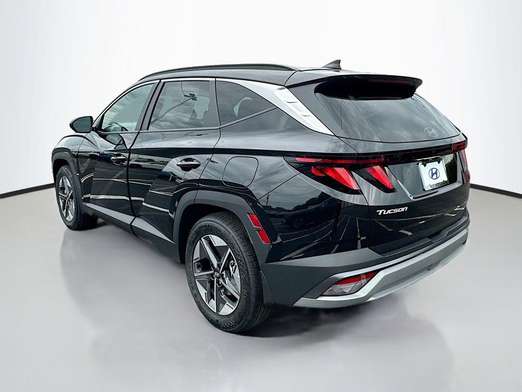 new 2025 Hyundai Tucson car, priced at $32,895