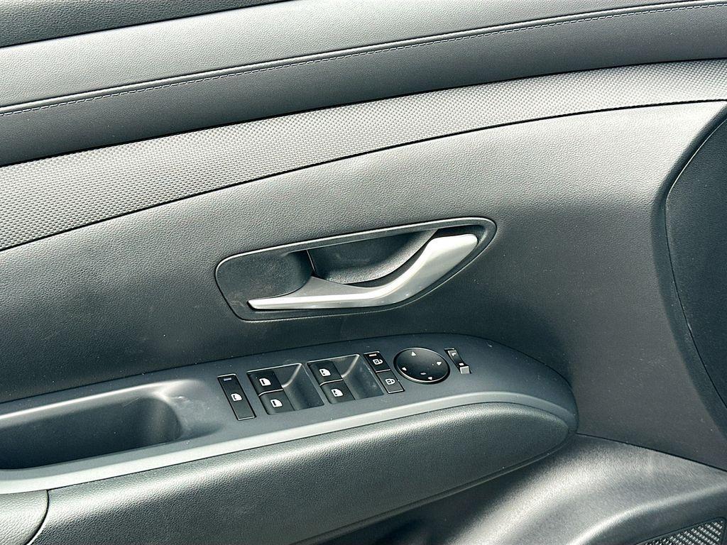 new 2025 Hyundai Tucson car, priced at $32,895