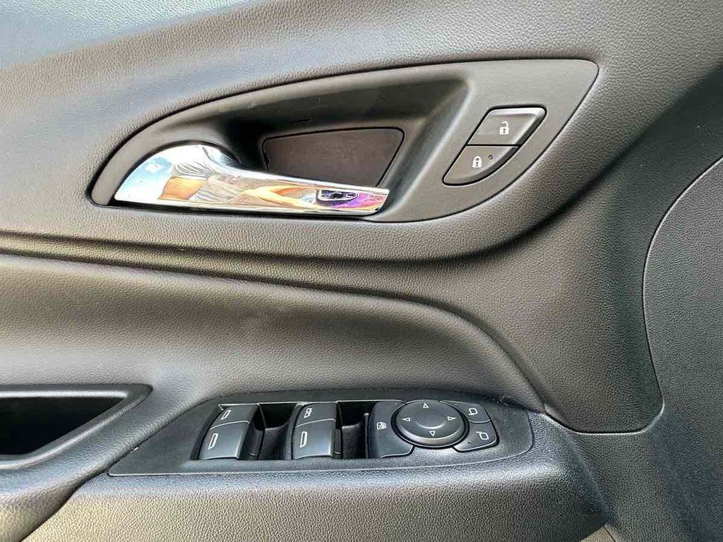 used 2023 Chevrolet Equinox car, priced at $16,995
