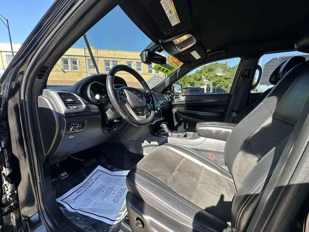 used 2020 Jeep Grand Cherokee car, priced at $18,995