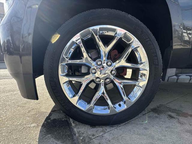 used 2015 Chevrolet Suburban car, priced at $14,995