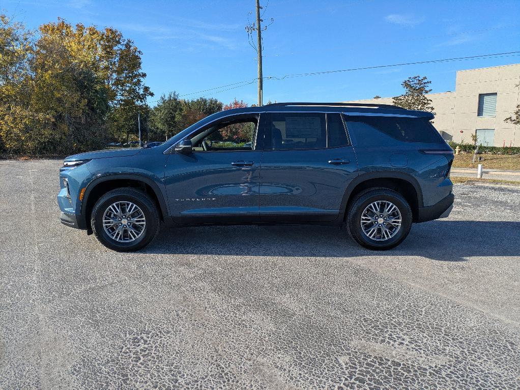 new 2026 Chevrolet Traverse car, priced at $42,120