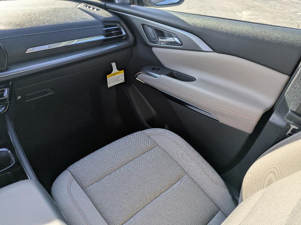 new 2026 Chevrolet Traverse car, priced at $42,120