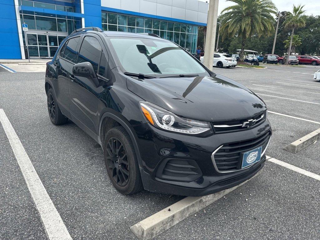 used 2022 Chevrolet Trax car, priced at $15,989