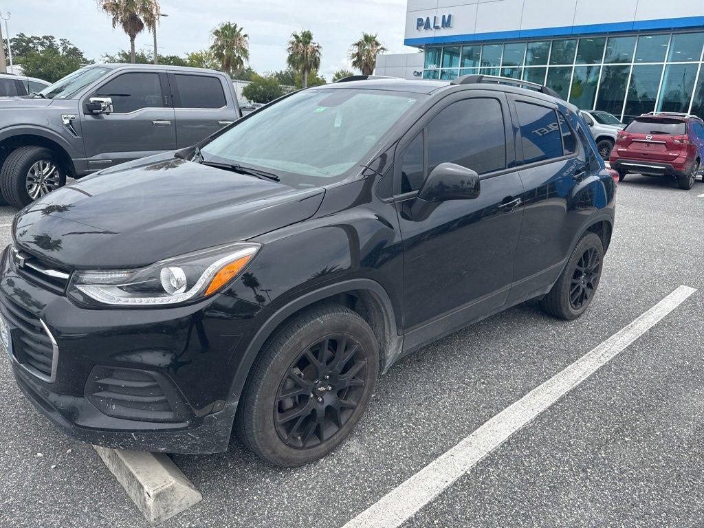 used 2022 Chevrolet Trax car, priced at $15,989