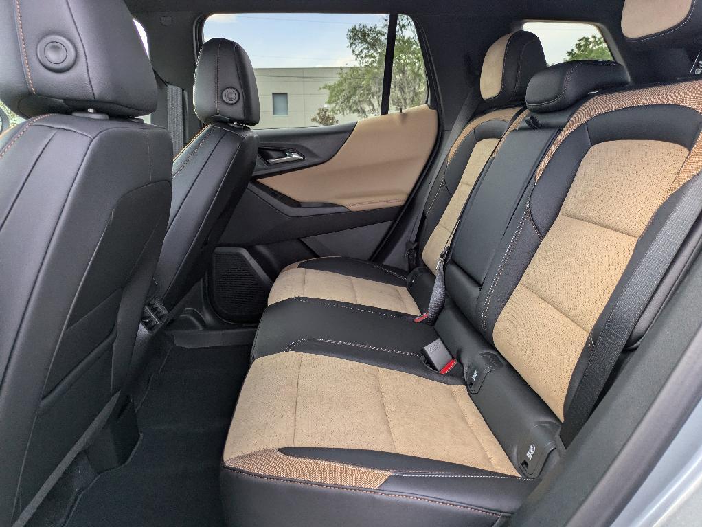 new 2026 Chevrolet Equinox car, priced at $34,895