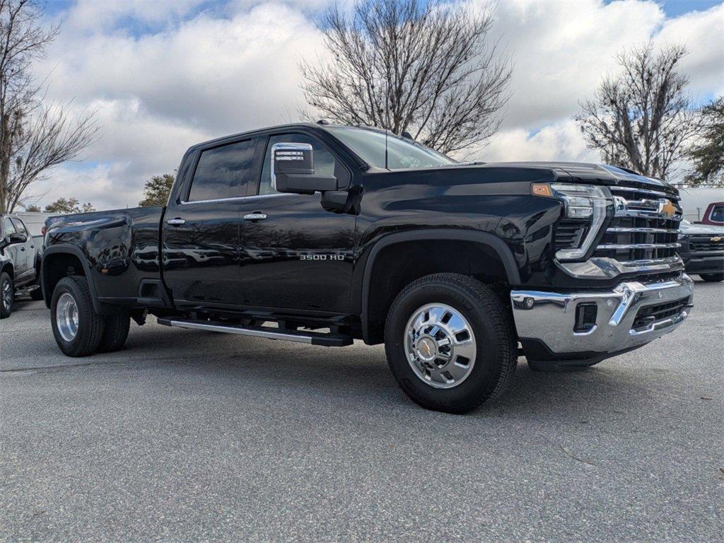 new 2025 Chevrolet Silverado 3500 car, priced at $85,134