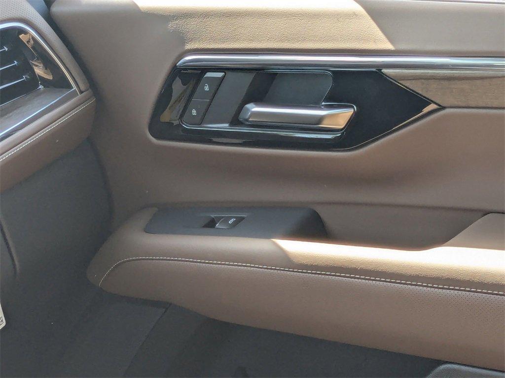 new 2025 Chevrolet Suburban car, priced at $83,565