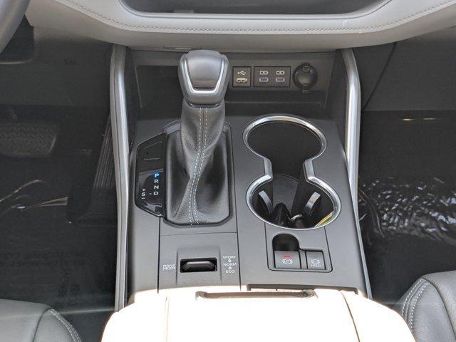 used 2022 Toyota Highlander Hybrid car, priced at $35,489