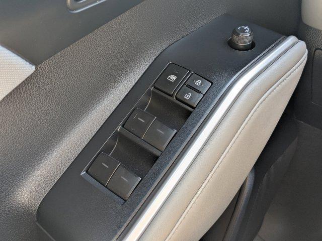 used 2022 Toyota Highlander Hybrid car, priced at $35,489