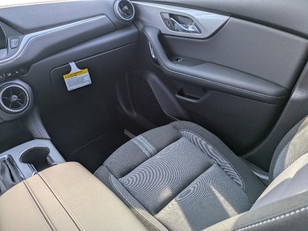 new 2025 Chevrolet Blazer car, priced at $34,180