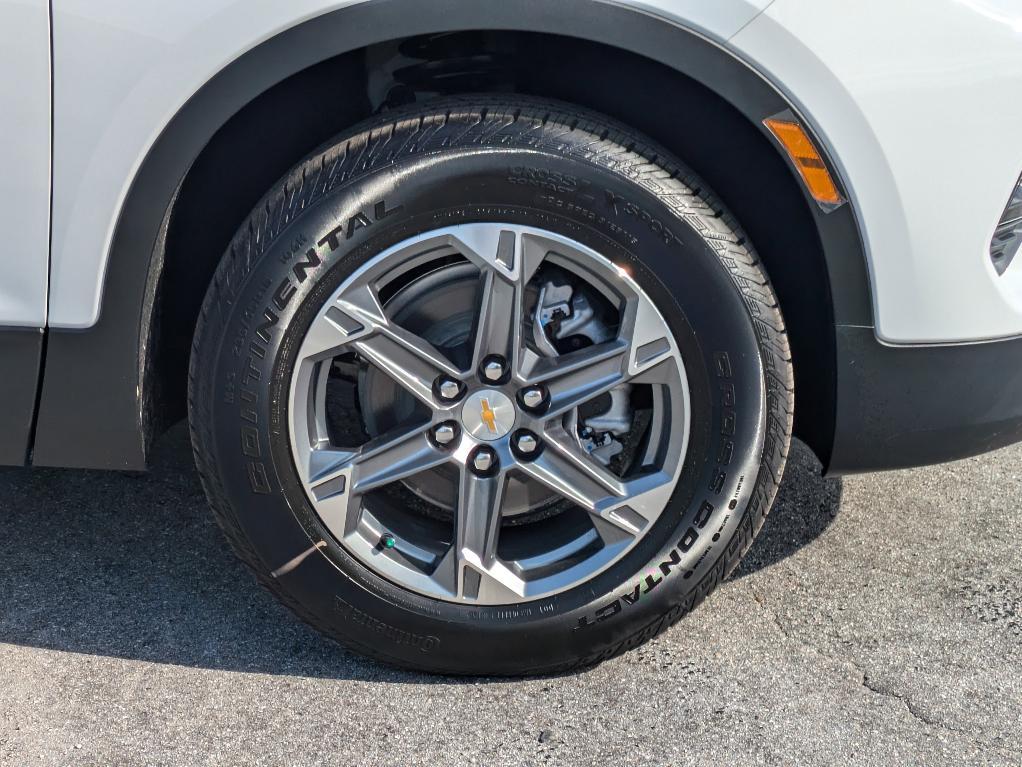 new 2025 Chevrolet Blazer car, priced at $34,180