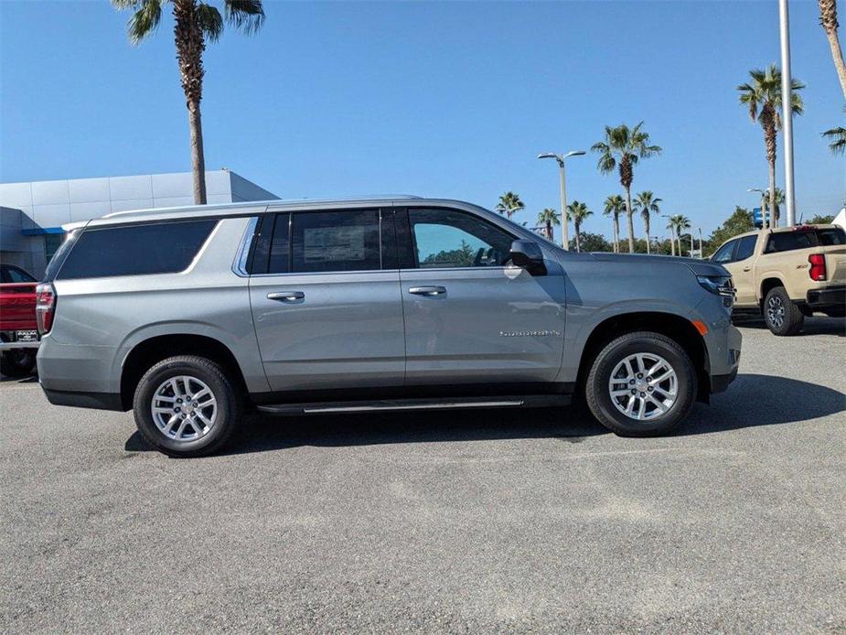 new 2024 Chevrolet Suburban car, priced at $57,965