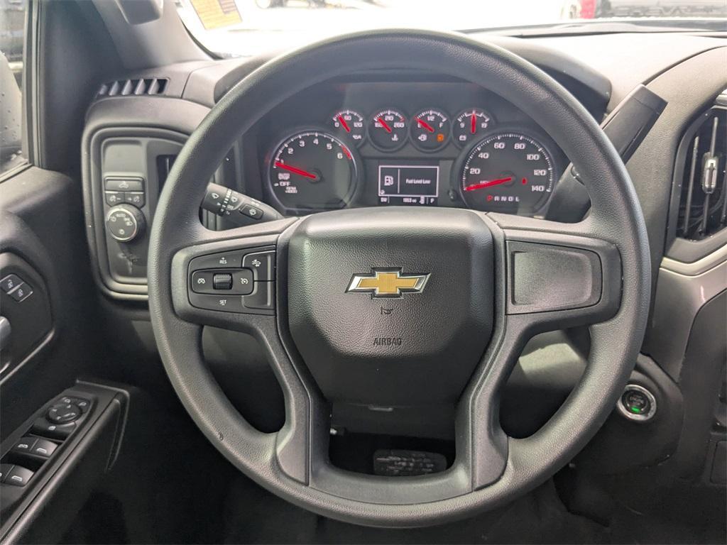 used 2025 Chevrolet Silverado 1500 car, priced at $40,989