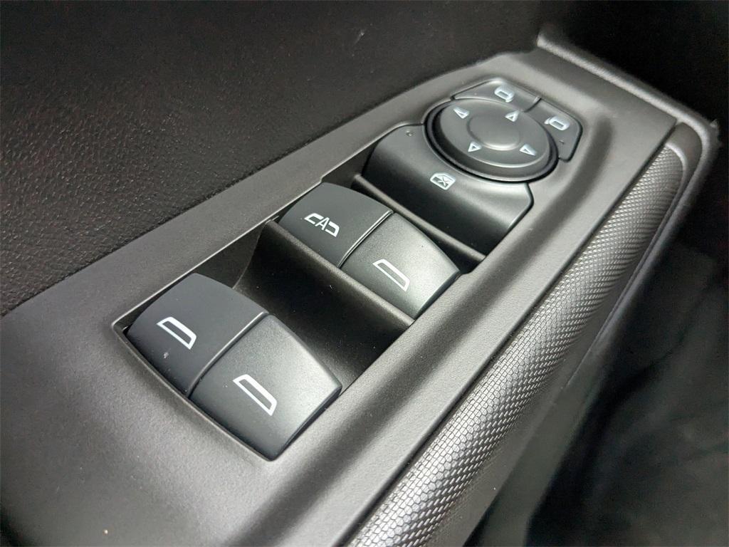 used 2025 Chevrolet Silverado 1500 car, priced at $40,989