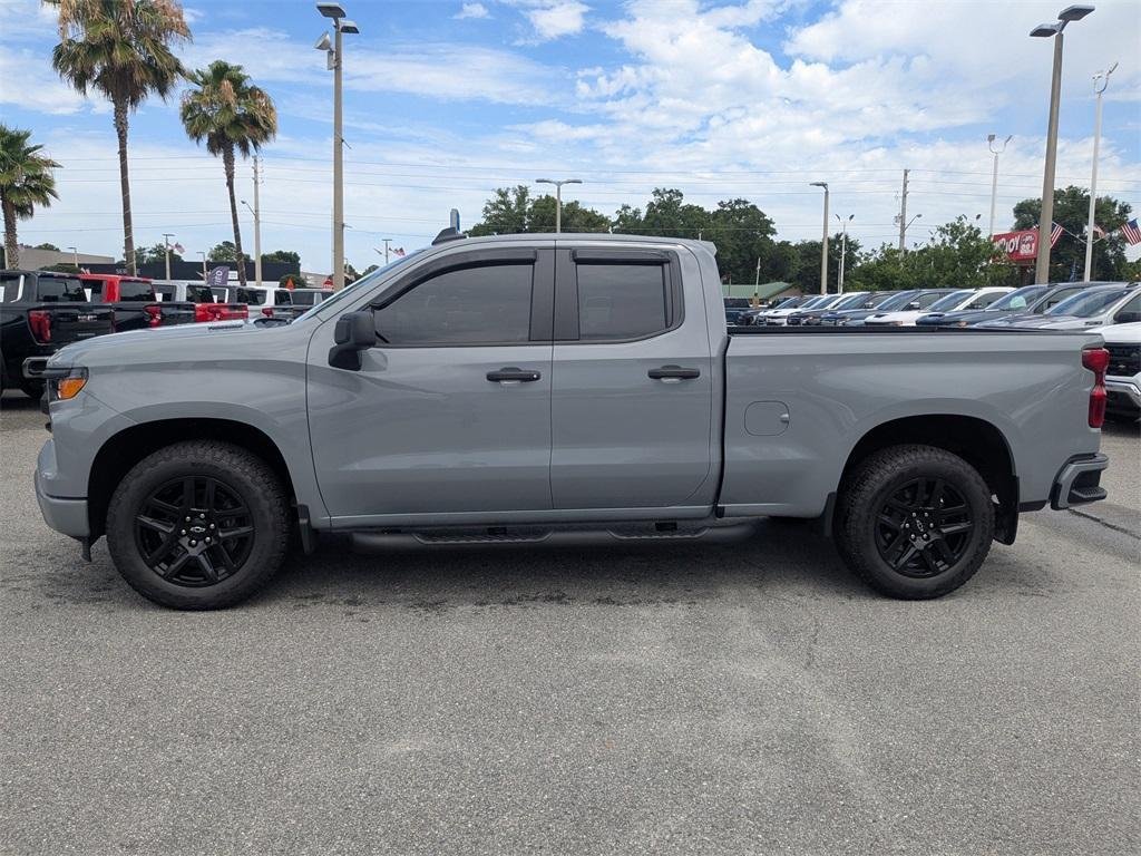 used 2025 Chevrolet Silverado 1500 car, priced at $40,989