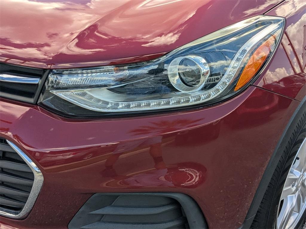 used 2022 Chevrolet Trax car, priced at $18,889