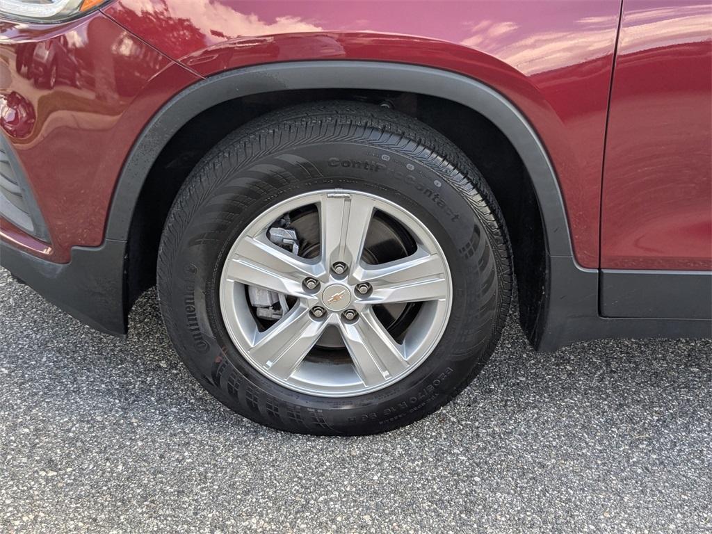 used 2022 Chevrolet Trax car, priced at $18,889