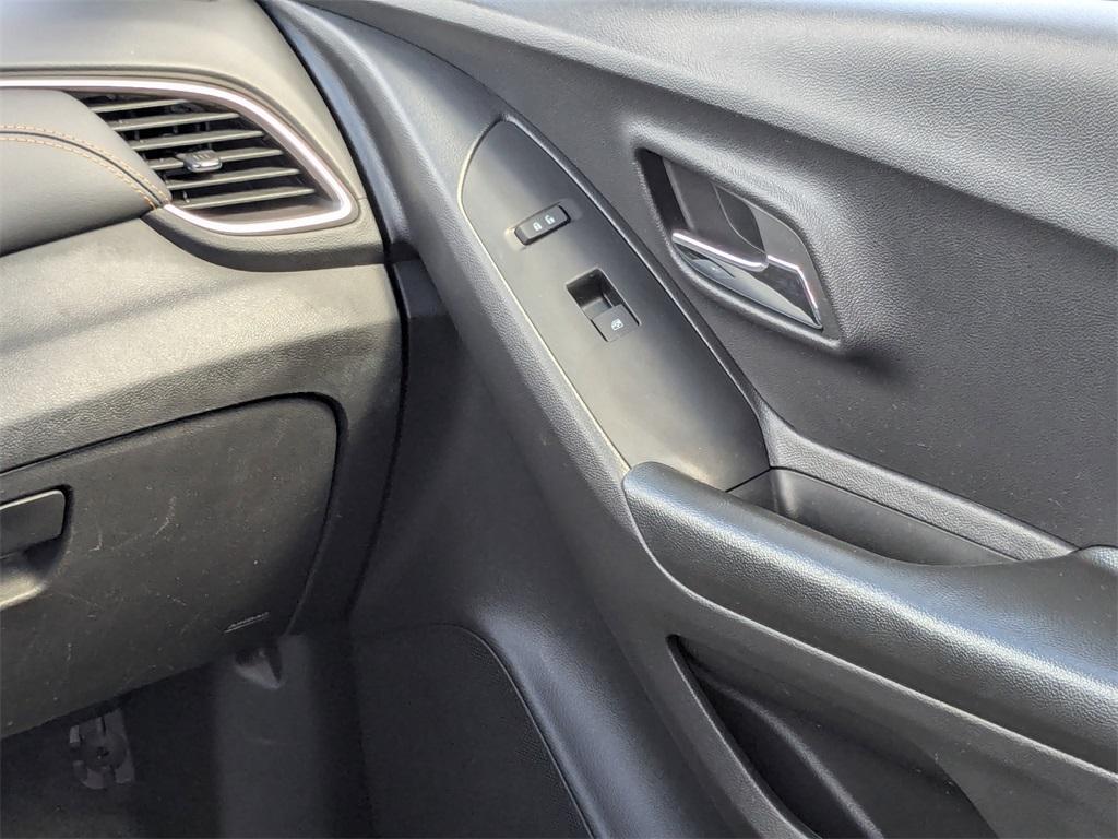 used 2022 Chevrolet Trax car, priced at $18,889