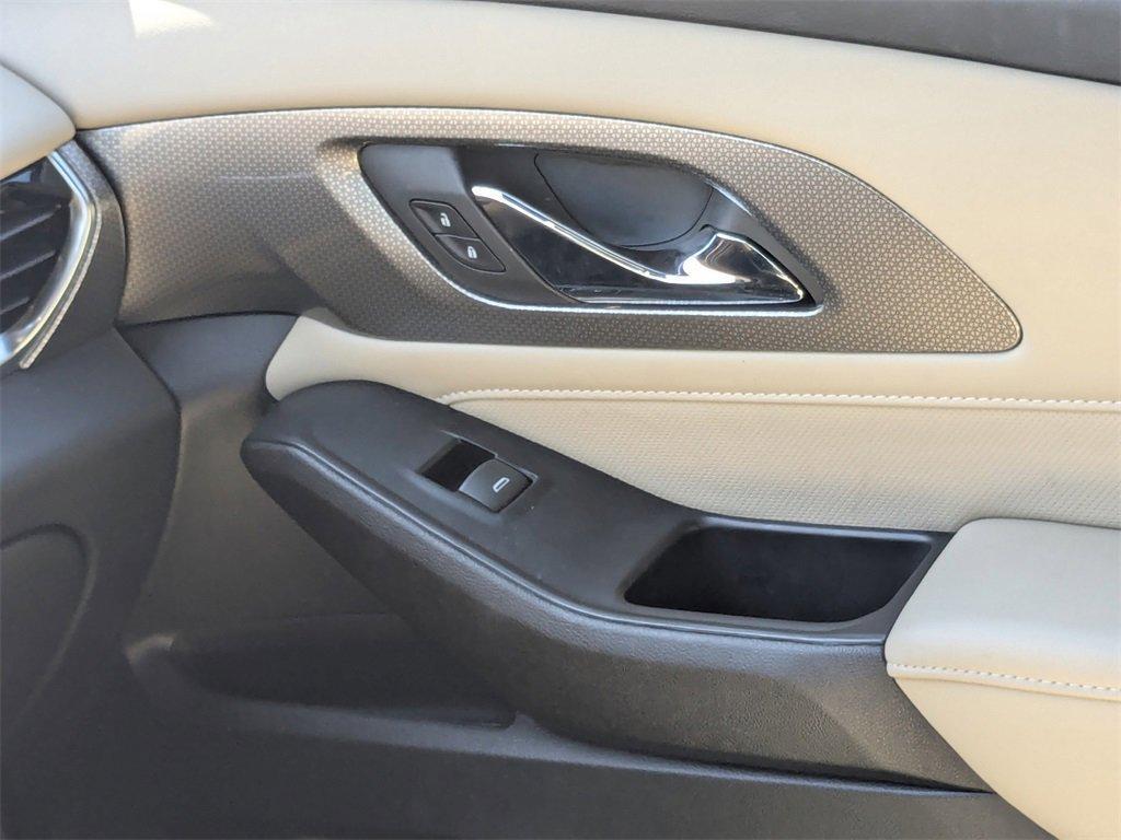 used 2023 Chevrolet Traverse car, priced at $37,589
