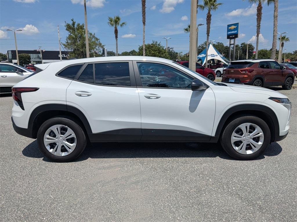 used 2025 Chevrolet Trax car, priced at $22,187