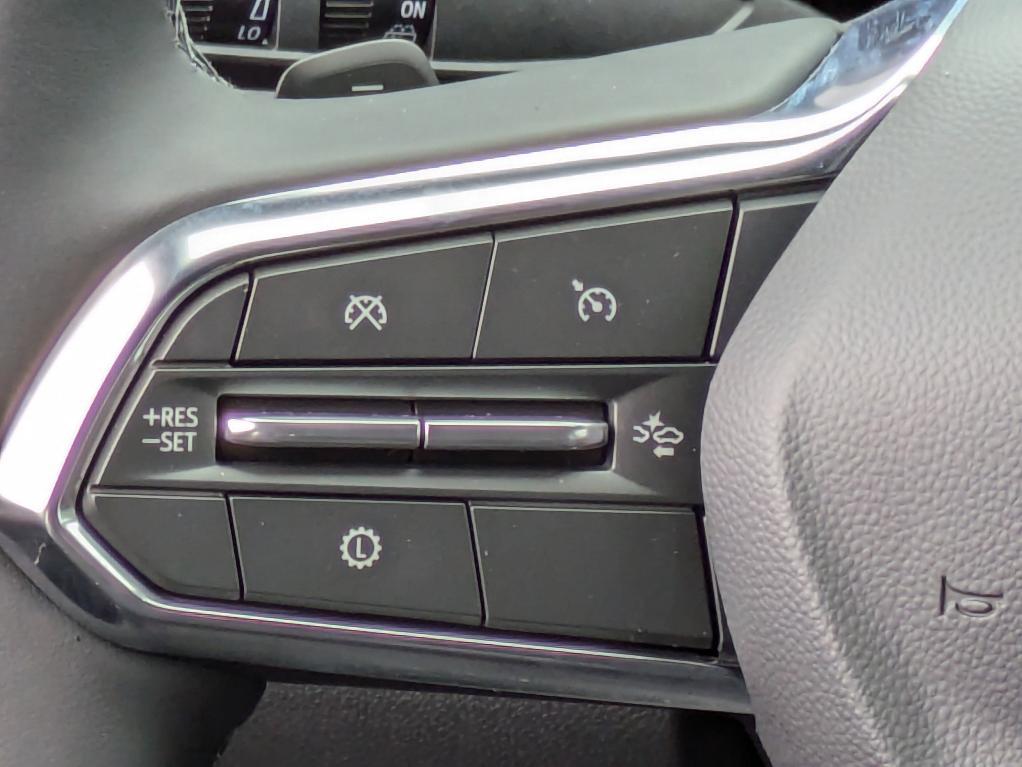 new 2026 Chevrolet Equinox car, priced at $30,810