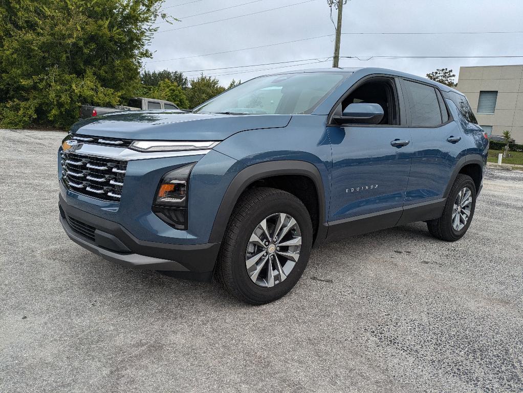new 2026 Chevrolet Equinox car, priced at $30,810