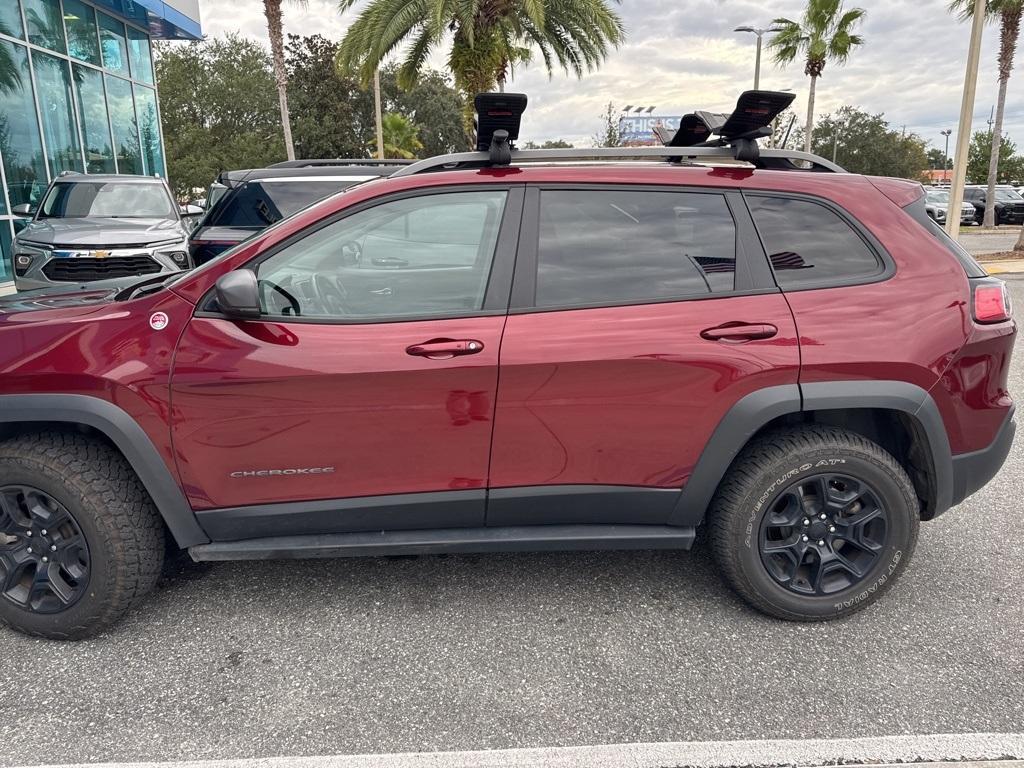 used 2020 Jeep Cherokee car, priced at $20,989