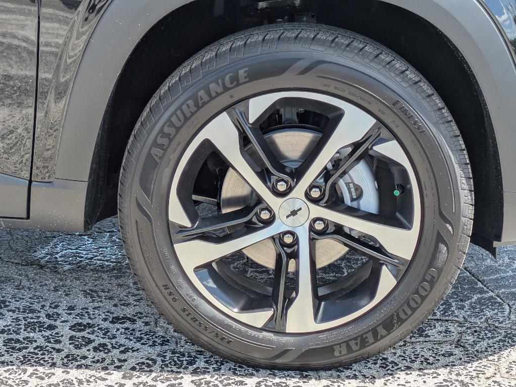 new 2025 Chevrolet Trax car, priced at $23,290