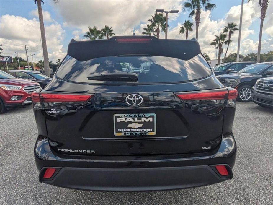 used 2023 Toyota Highlander car, priced at $36,487