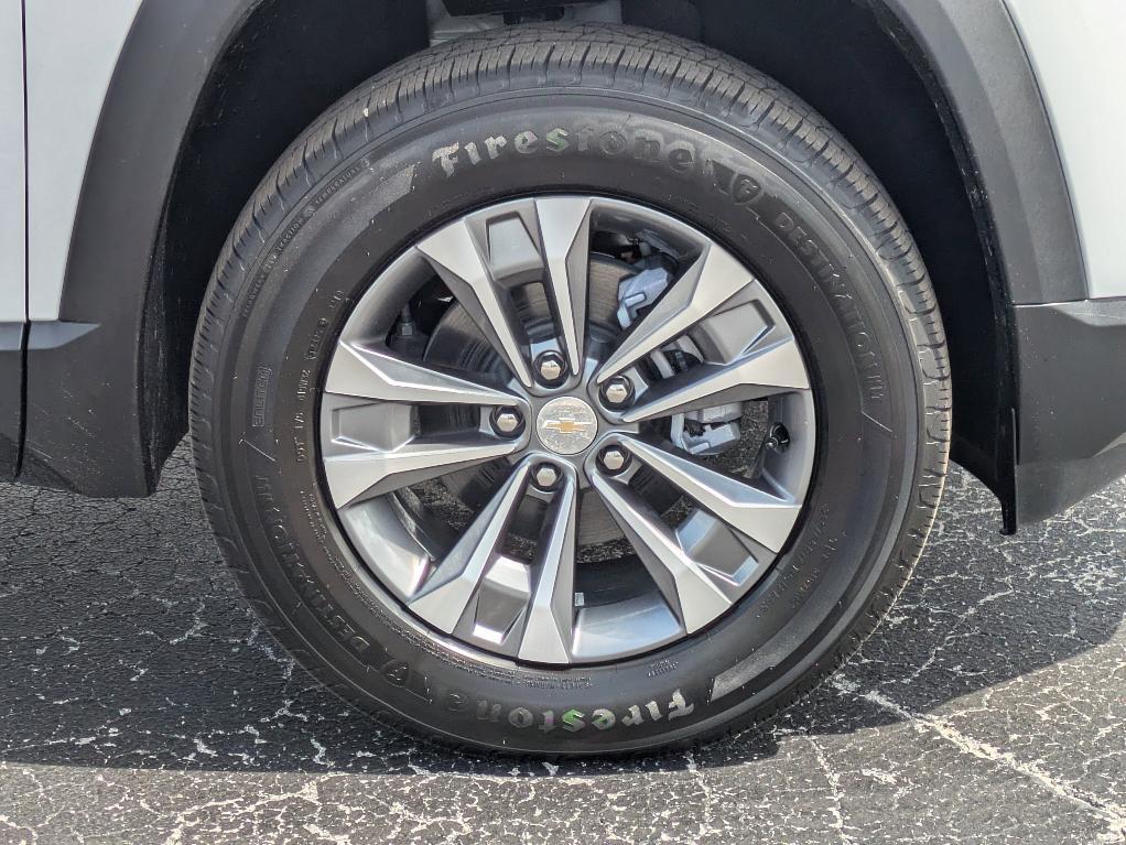 new 2026 Chevrolet Equinox car, priced at $28,820