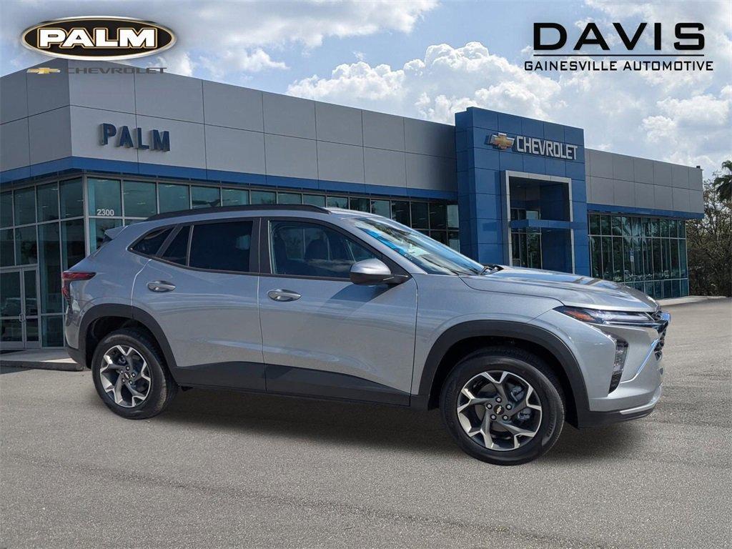 new 2026 Chevrolet Trax car, priced at $25,650