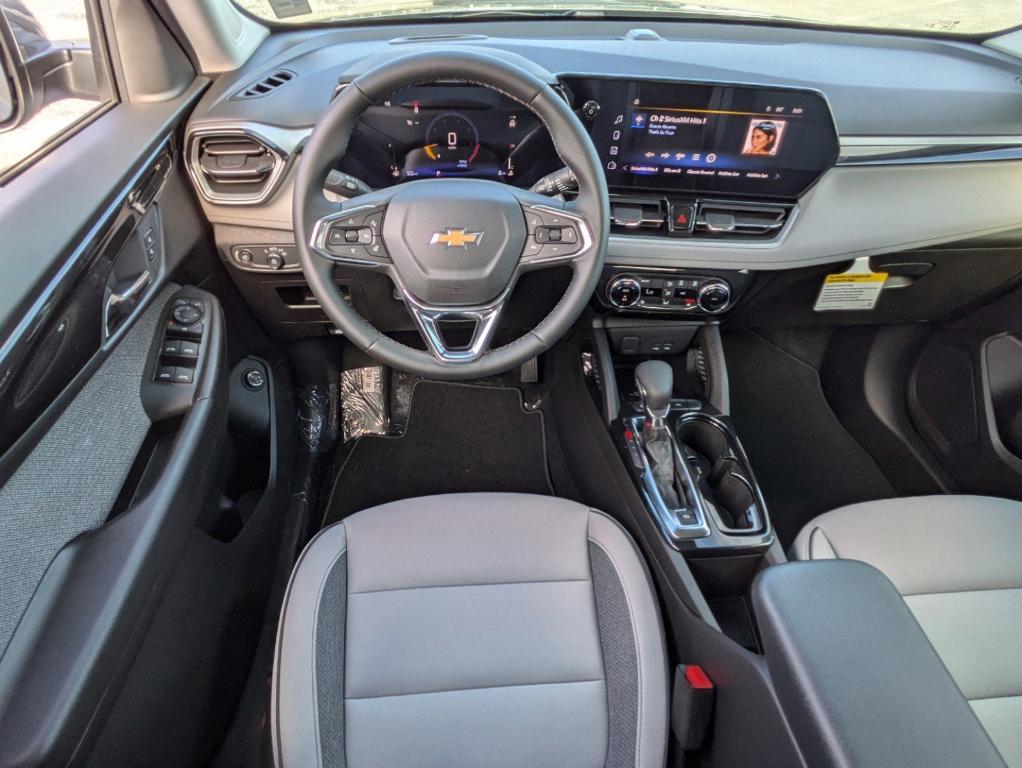 new 2025 Chevrolet TrailBlazer car, priced at $27,330