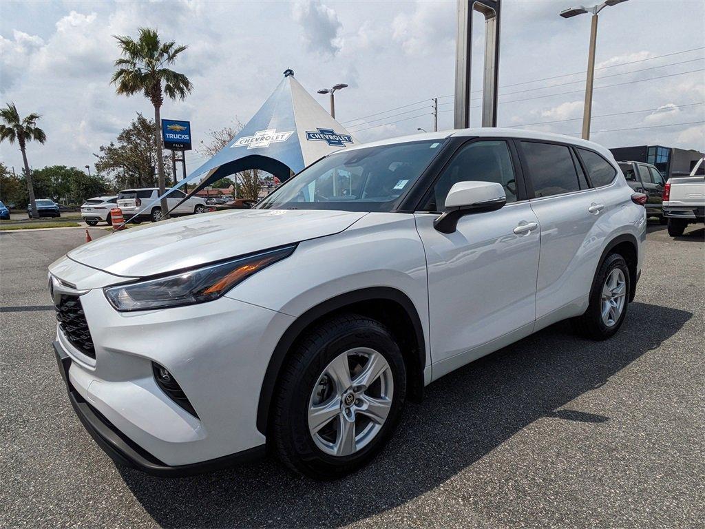 used 2023 Toyota Highlander car, priced at $33,985